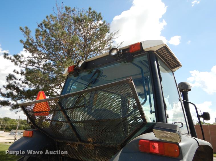 image for item DD6522 1999 New Holland TS100 tractor