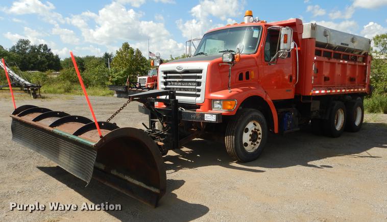 image for item DD6523 2003 Sterling LT7500 dump truck