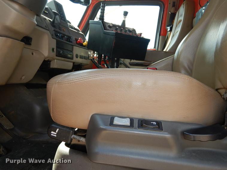 image for item DD6523 2003 Sterling LT7500 dump truck