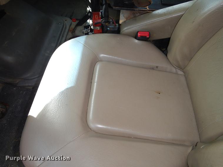 image for item DD6523 2003 Sterling LT7500 dump truck