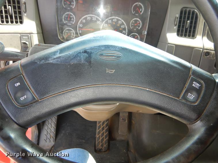 image for item DD6523 2003 Sterling LT7500 dump truck