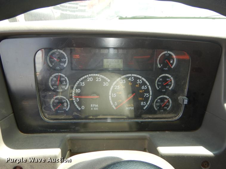 image for item DD6523 2003 Sterling LT7500 dump truck