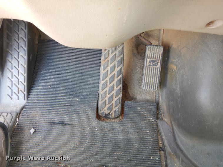 image for item DD6523 2003 Sterling LT7500 dump truck