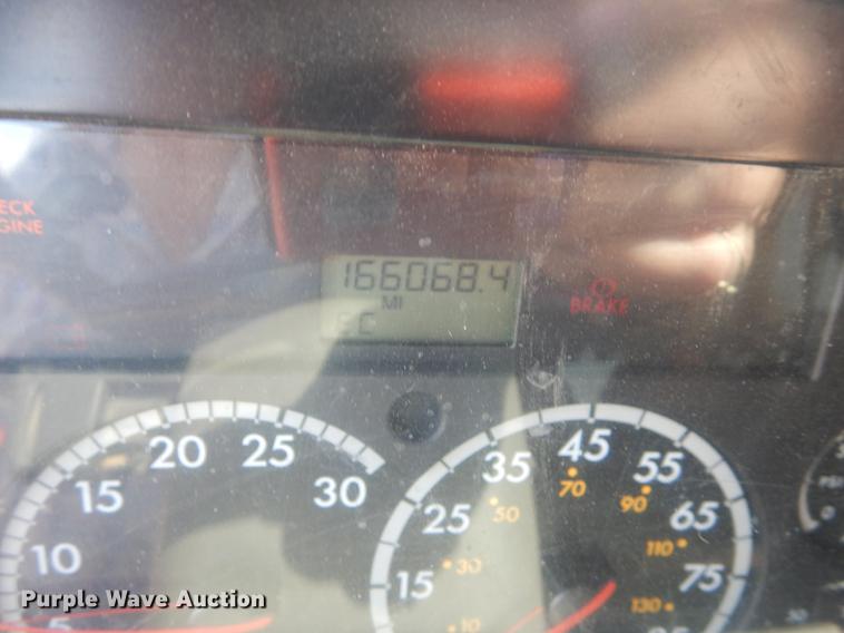 image for item DD6523 2003 Sterling LT7500 dump truck