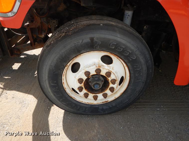 image for item DD6523 2003 Sterling LT7500 dump truck