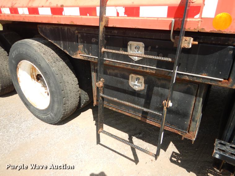 image for item DD6523 2003 Sterling LT7500 dump truck