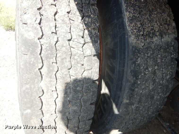 image for item DD6523 2003 Sterling LT7500 dump truck