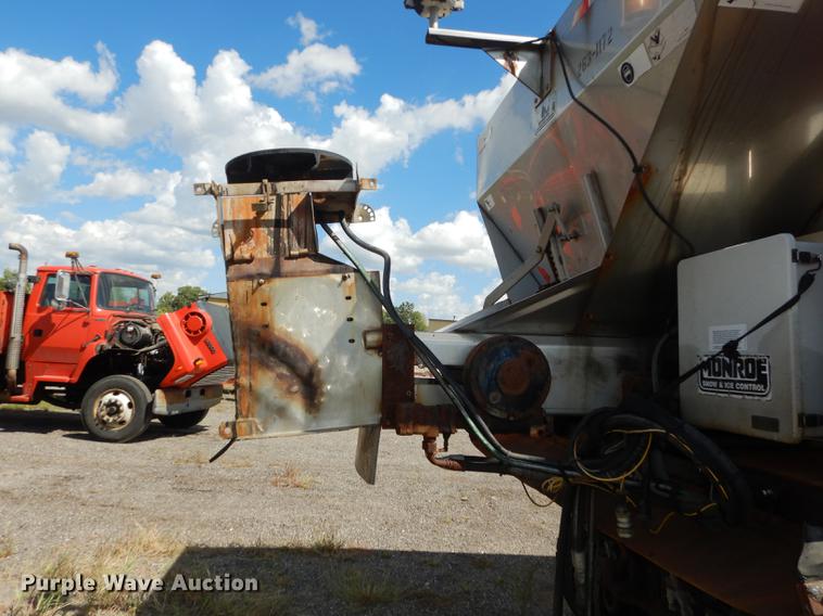 image for item DD6523 2003 Sterling LT7500 dump truck