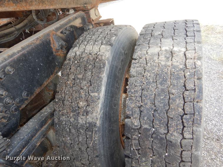 image for item DD6523 2003 Sterling LT7500 dump truck