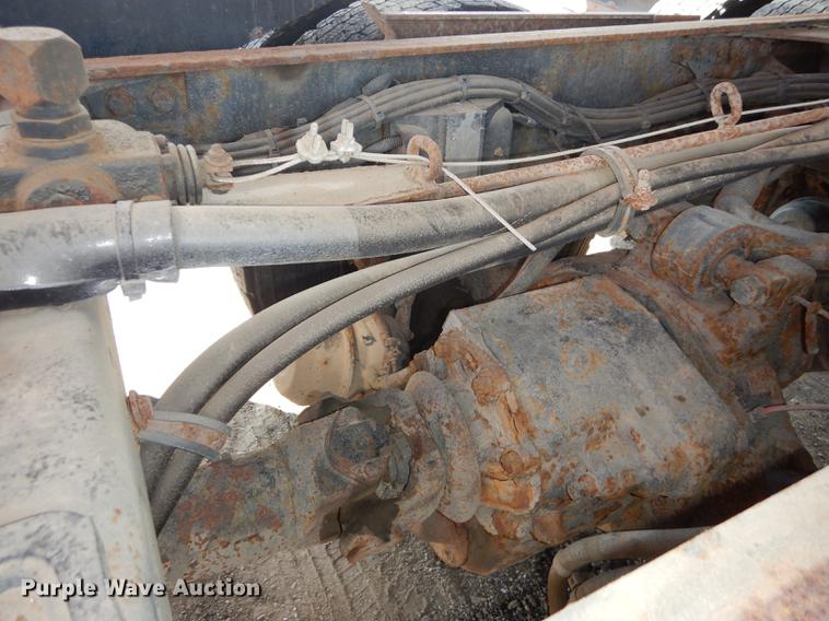 image for item DD6523 2003 Sterling LT7500 dump truck