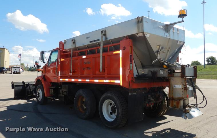 image for item DD6525 2003 Sterling LT7500 dump truck