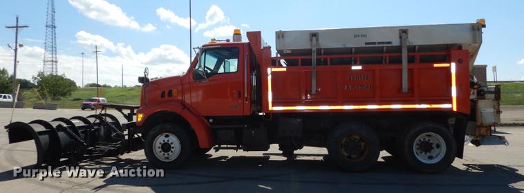 image for item DD6525 2003 Sterling LT7500 dump truck