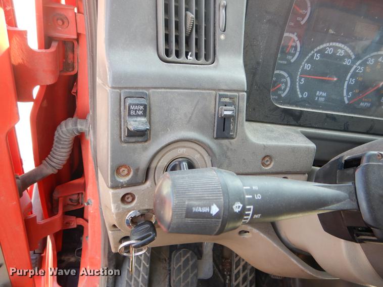 image for item DD6525 2003 Sterling LT7500 dump truck