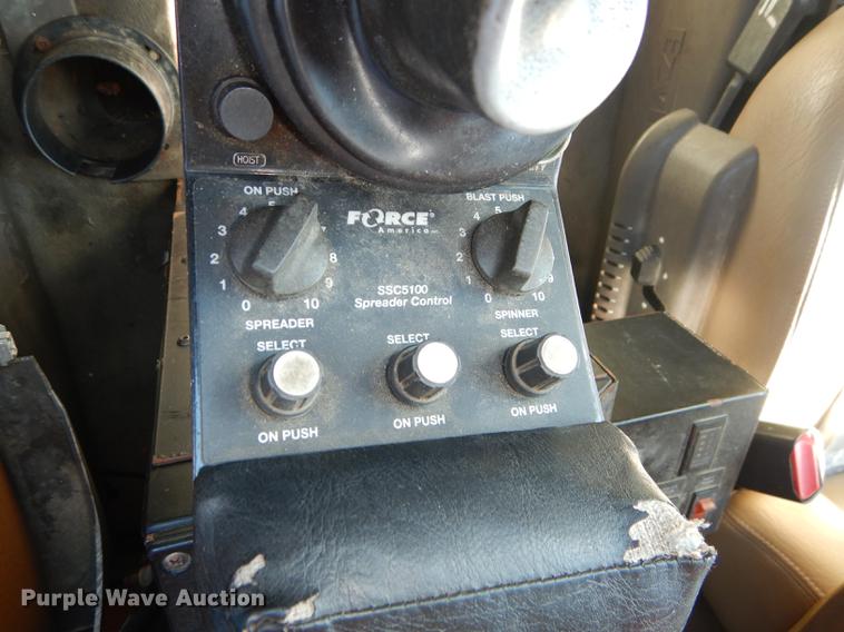 image for item DD6525 2003 Sterling LT7500 dump truck