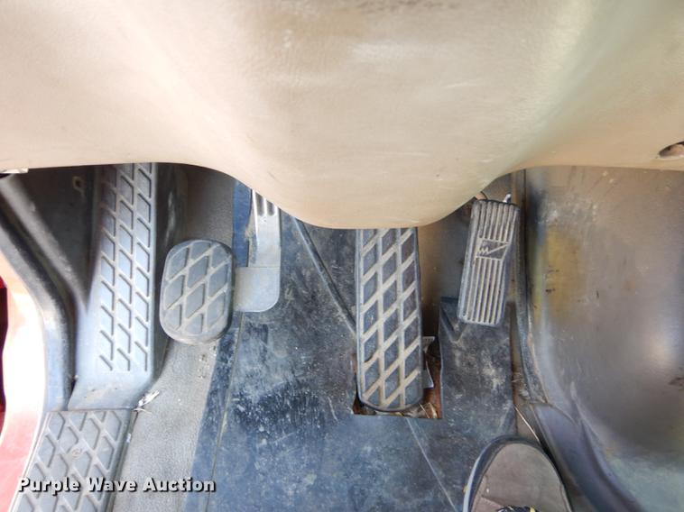 image for item DD6525 2003 Sterling LT7500 dump truck