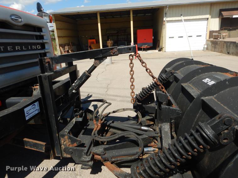 image for item DD6525 2003 Sterling LT7500 dump truck