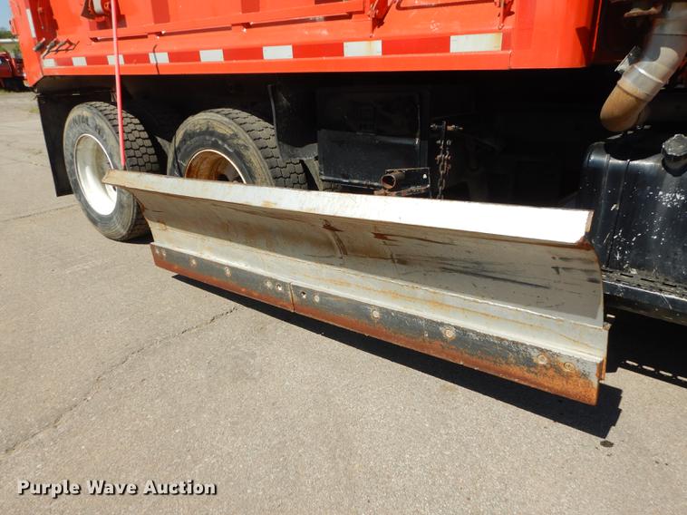 image for item DD6525 2003 Sterling LT7500 dump truck