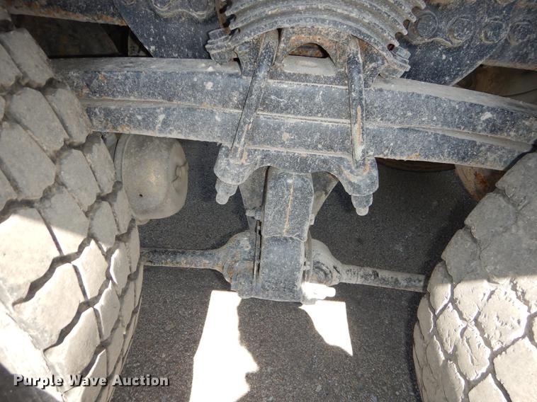 image for item DD6525 2003 Sterling LT7500 dump truck