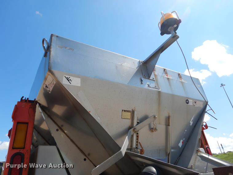 image for item DD6525 2003 Sterling LT7500 dump truck