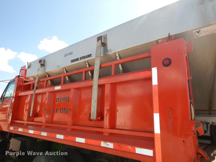 image for item DD6525 2003 Sterling LT7500 dump truck