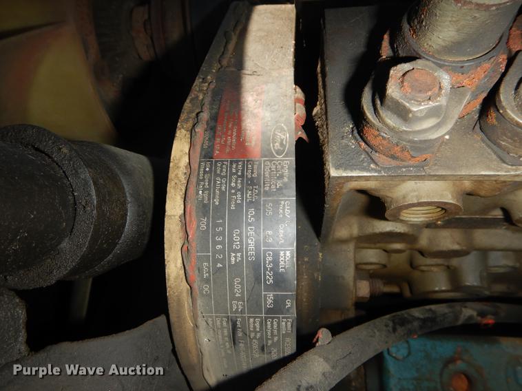 image for item DD6526 1995 Ford L8000 rollback truck