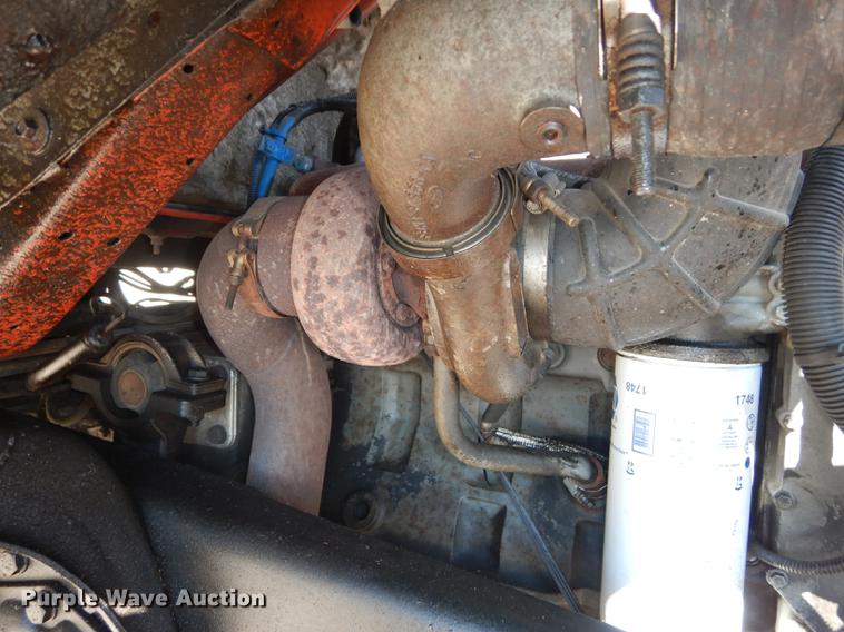 image for item DD6526 1995 Ford L8000 rollback truck