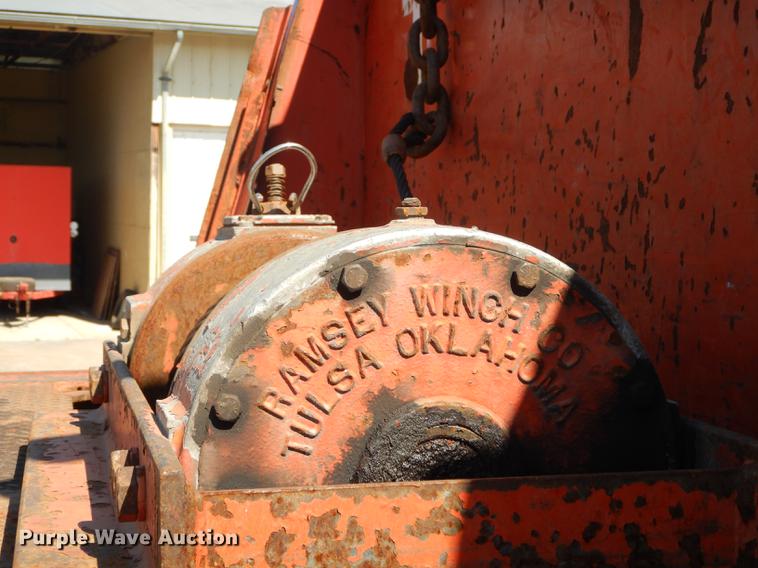 image for item DD6526 1995 Ford L8000 rollback truck