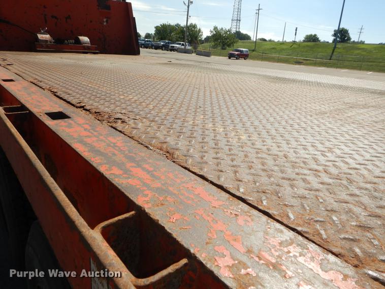 image for item DD6526 1995 Ford L8000 rollback truck