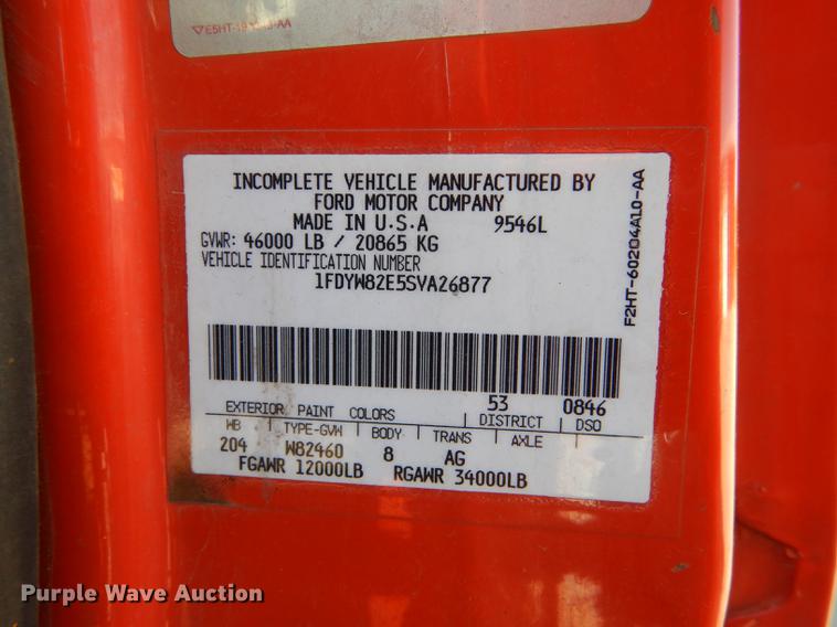 image for item DD6526 1995 Ford L8000 rollback truck