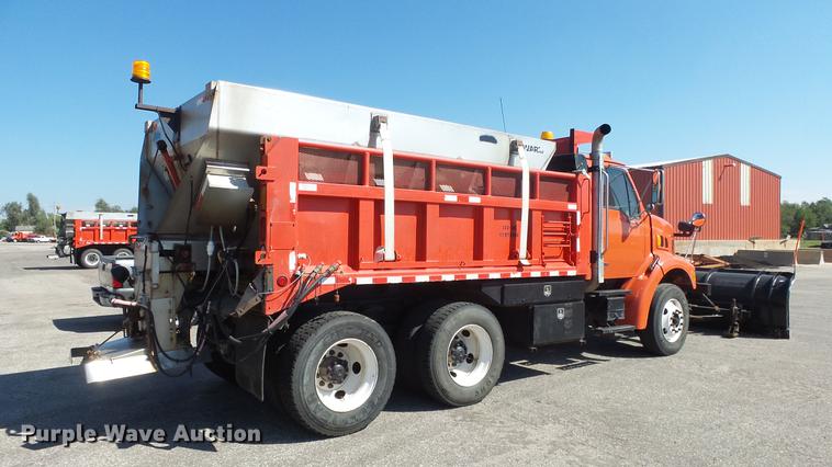 image for item DE7255 2001 Sterling LT7501 dump truck