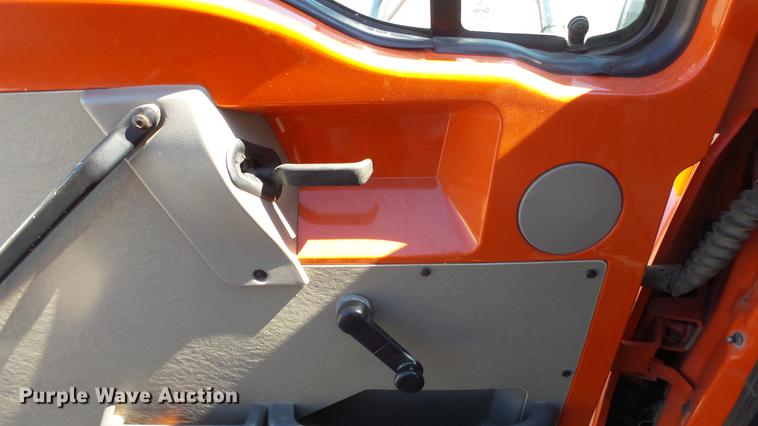 image for item DE7255 2001 Sterling LT7501 dump truck