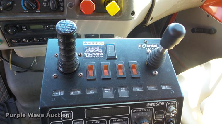 image for item DE7255 2001 Sterling LT7501 dump truck