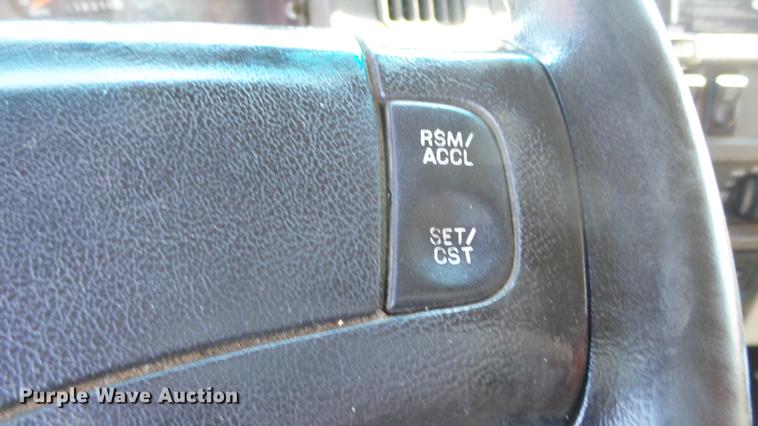 image for item DE7255 2001 Sterling LT7501 dump truck