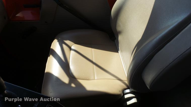 image for item DE7255 2001 Sterling LT7501 dump truck