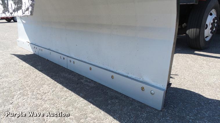 image for item DE7255 2001 Sterling LT7501 dump truck