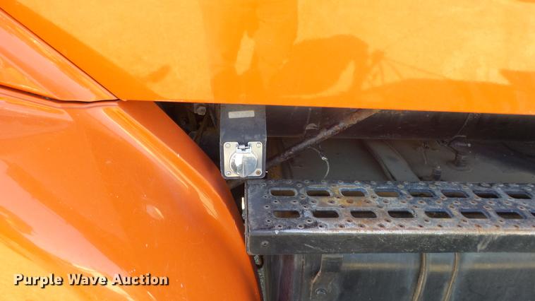 image for item DE7255 2001 Sterling LT7501 dump truck