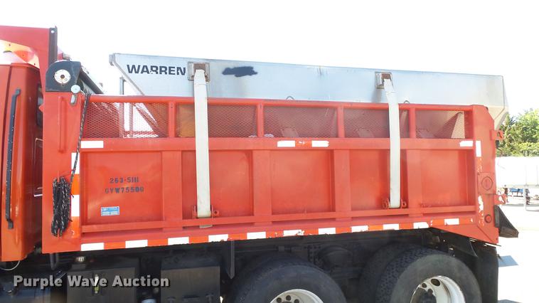 image for item DE7255 2001 Sterling LT7501 dump truck