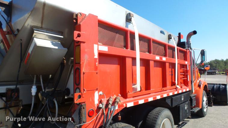 image for item DE7255 2001 Sterling LT7501 dump truck