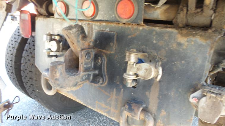 image for item DE7255 2001 Sterling LT7501 dump truck