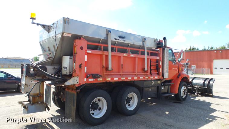 image for item DE7256 2003 Sterling LT7501 dump truck