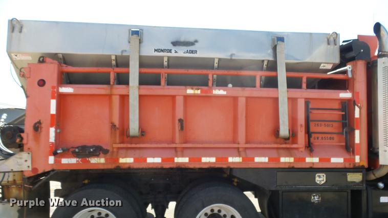 image for item DE7256 2003 Sterling LT7501 dump truck