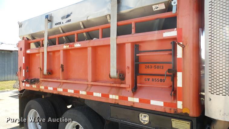 image for item DE7256 2003 Sterling LT7501 dump truck