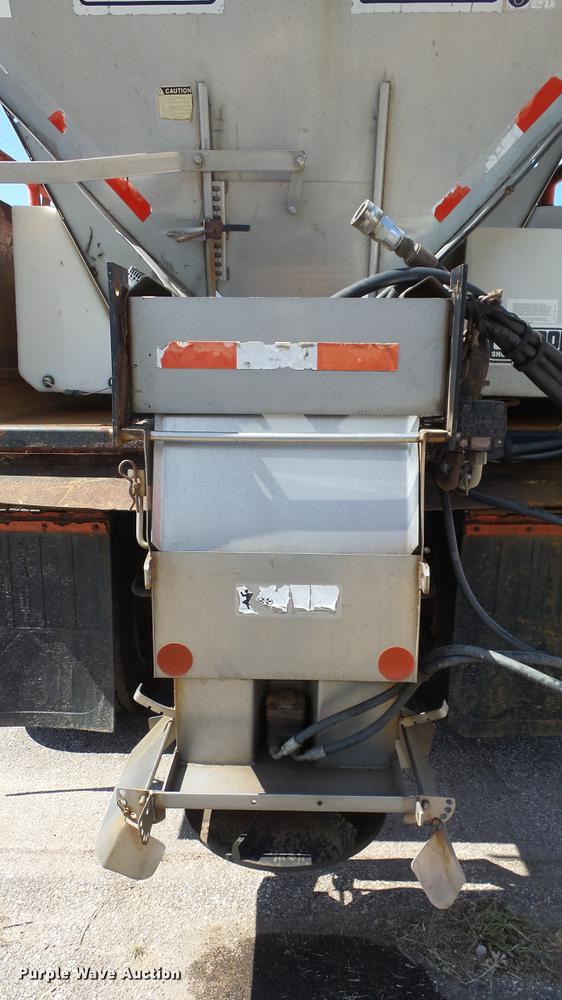 image for item DE7256 2003 Sterling LT7501 dump truck