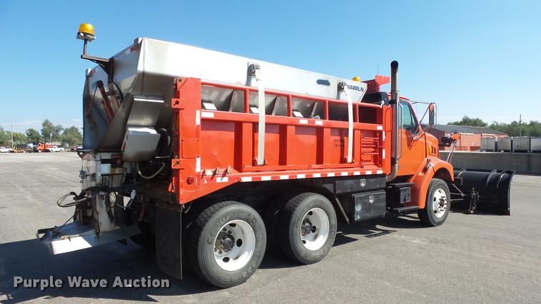 image for item DE7257 2001 Sterling LT7501 dump truck