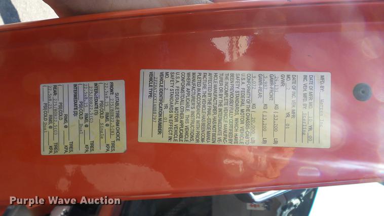 image for item DE7257 2001 Sterling LT7501 dump truck