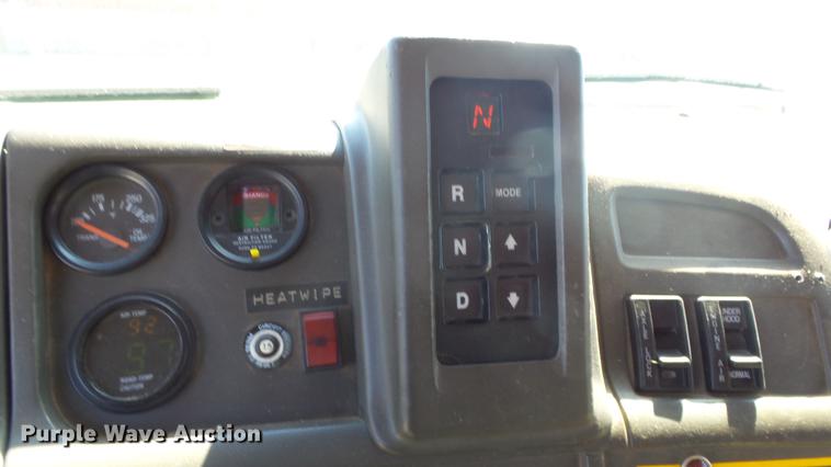 image for item DE7257 2001 Sterling LT7501 dump truck