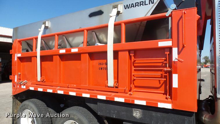 image for item DE7257 2001 Sterling LT7501 dump truck