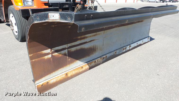 image for item DE7257 2001 Sterling LT7501 dump truck