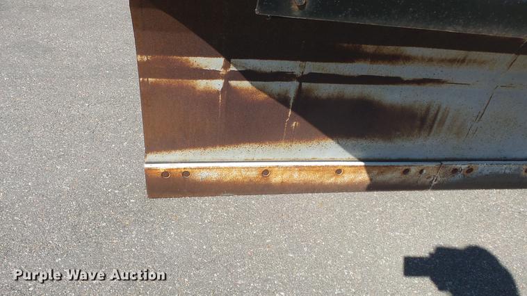 image for item DE7257 2001 Sterling LT7501 dump truck