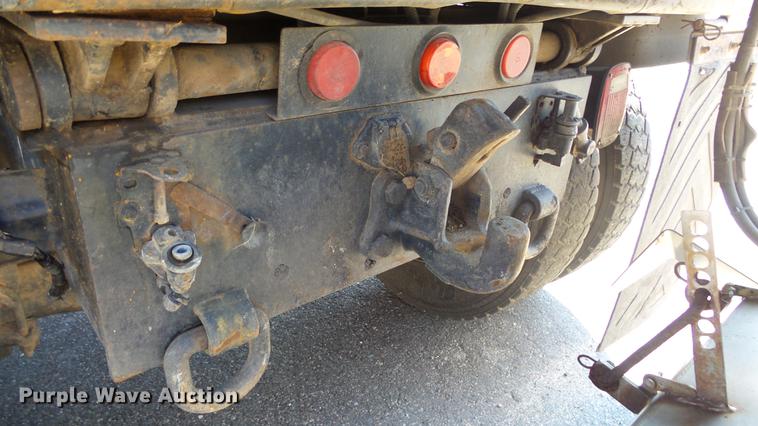 image for item DE7257 2001 Sterling LT7501 dump truck